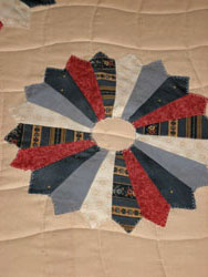 Wavy crosshatch quilt motif